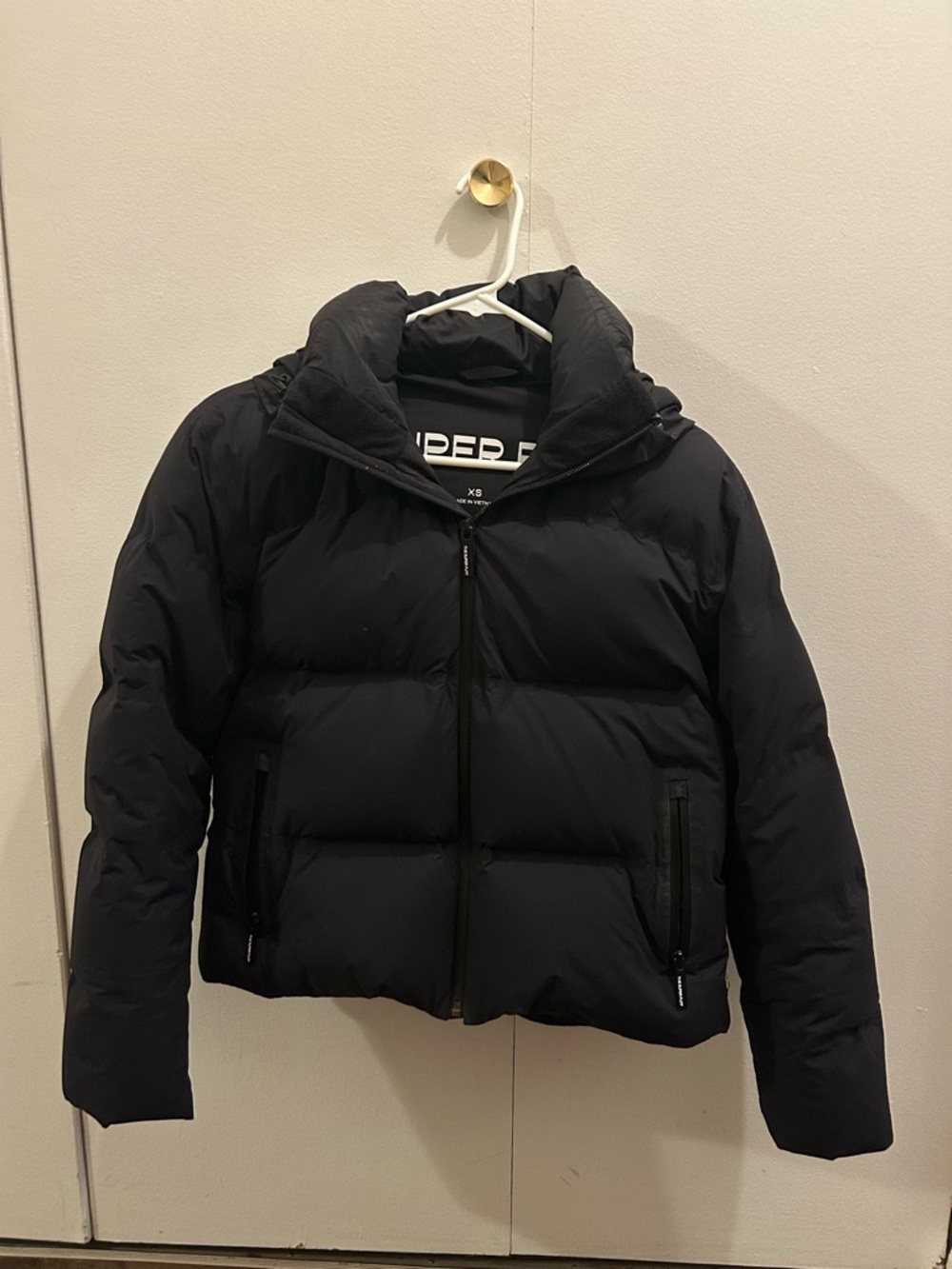 Aritzia Super Puff Shorty